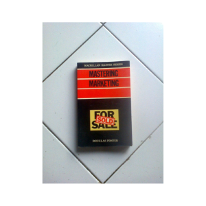 Mastering Marketing Paperback